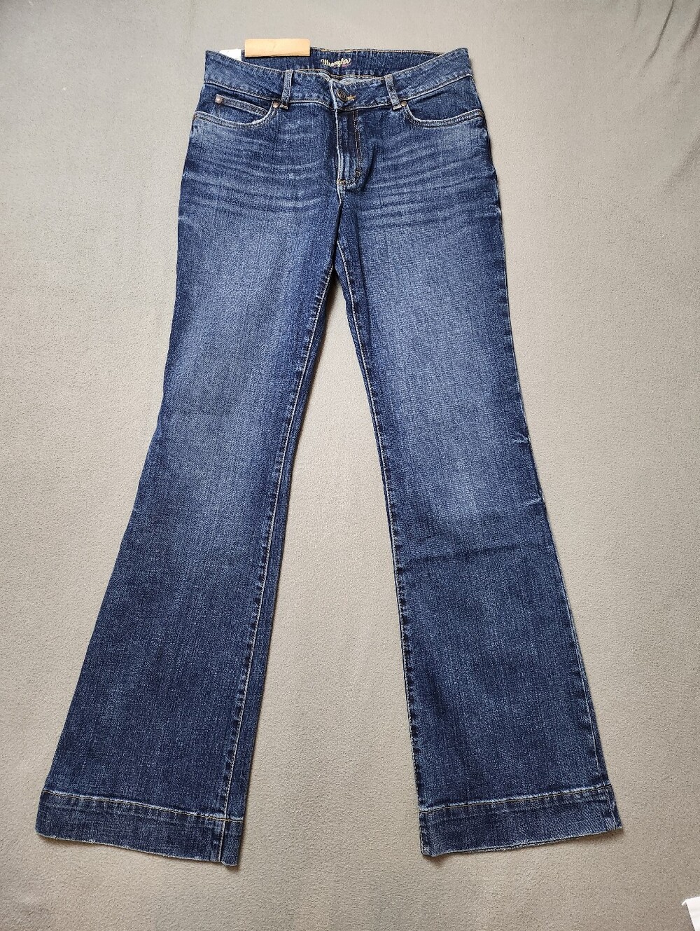 Nwt Wrangler Retro MAE Midrise Womens 11  Wide Leg Trouser Jeans